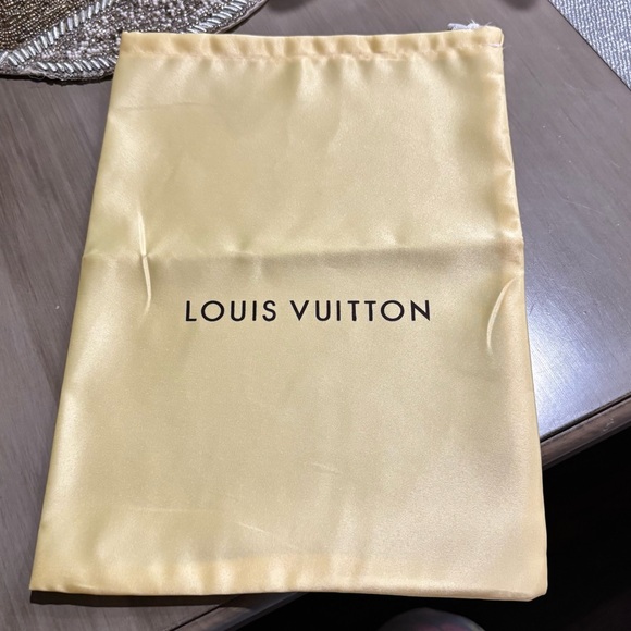 Louis Vuitton Sunlit Golden Yellow dusting bag - Picture 5 of 5